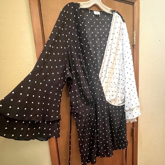 Black & White Polka Dot Peplum Top - Picture 2 of 4